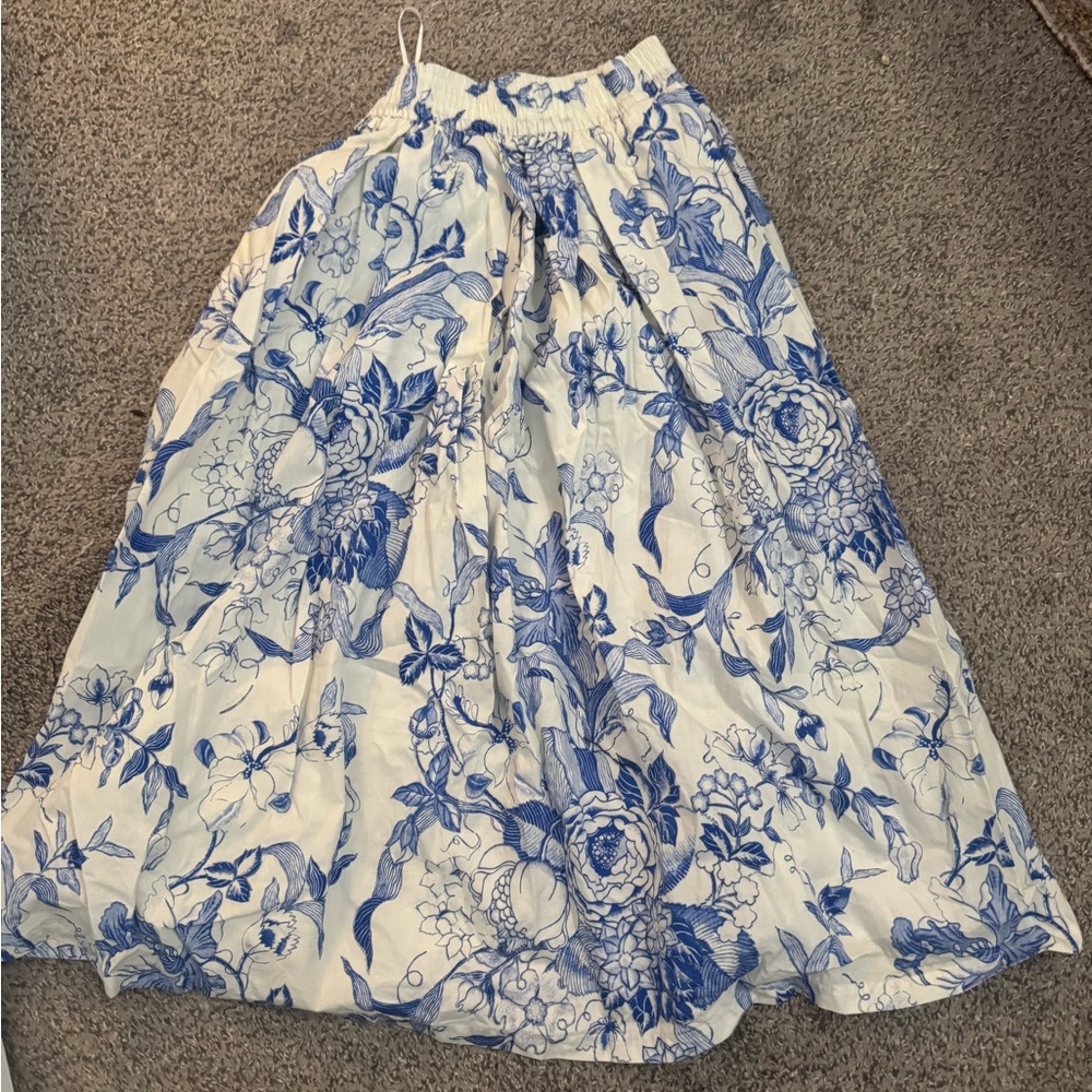 Zara Blue and White Floral Maxi Skirt